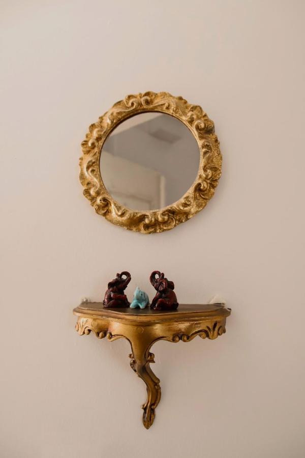 Elephant In My Appartamento *